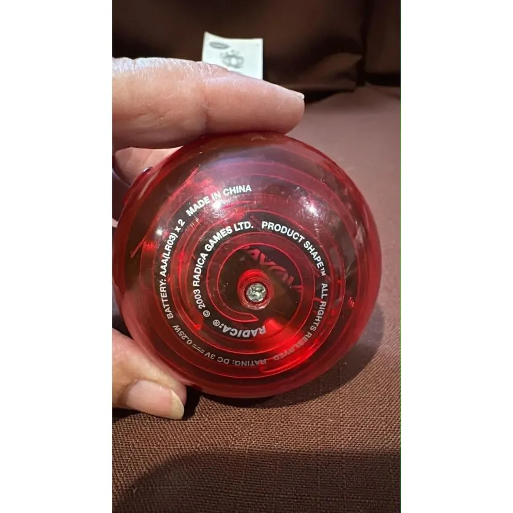Radica 20Q 20 Question Electronic Handheld Game Red 2005 Works